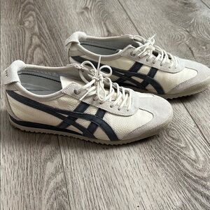 Onitsuka Tiger cream x navy blue